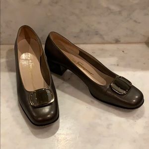 Grey Ferraganno One Inch Heels